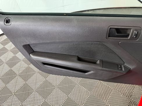 Used 2014 Ford Mustang V6 image 20