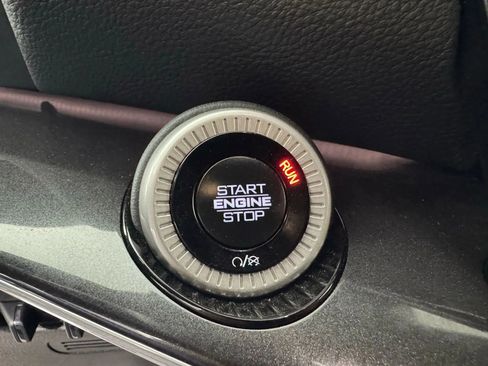 Used 2024 Jeep Wagoneer L 4WD w/ HD Trailer Tow Package image 17