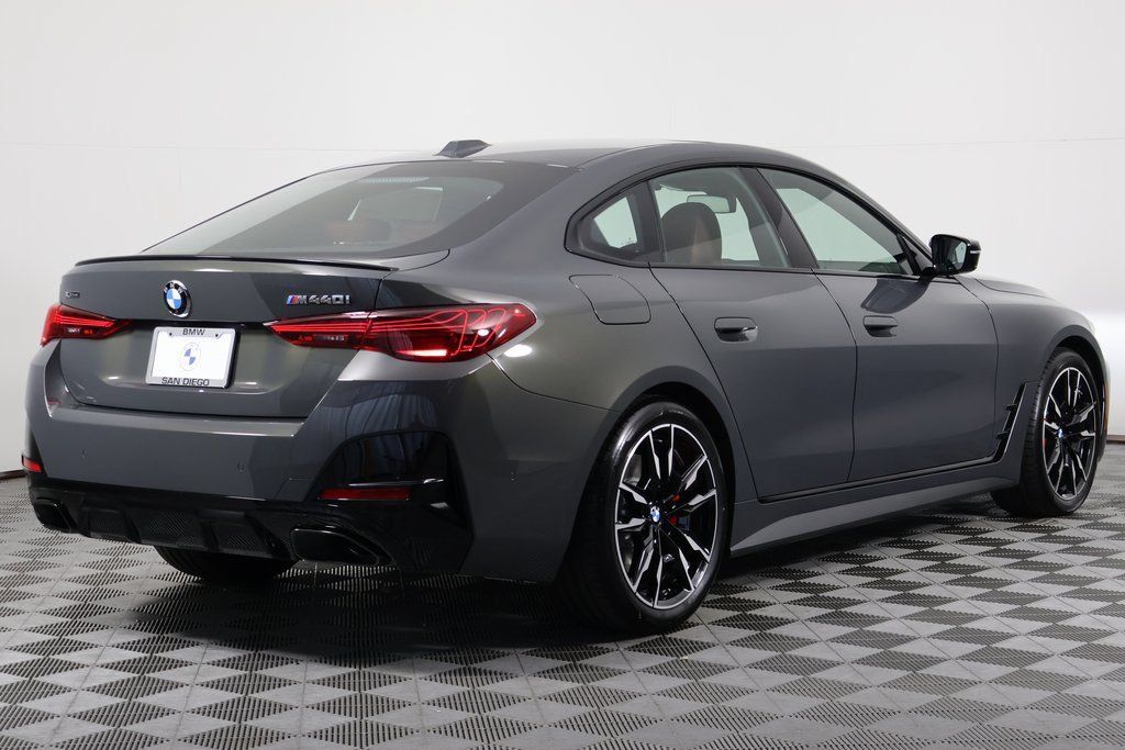 New 2027 BMW 440i xDrive w/ Premium Package AWD/4WD image 2