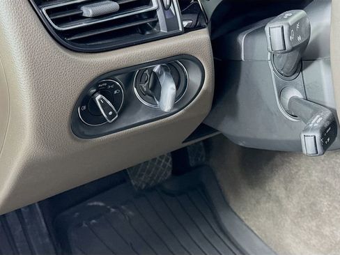 Used 2020 Porsche Macan image 10