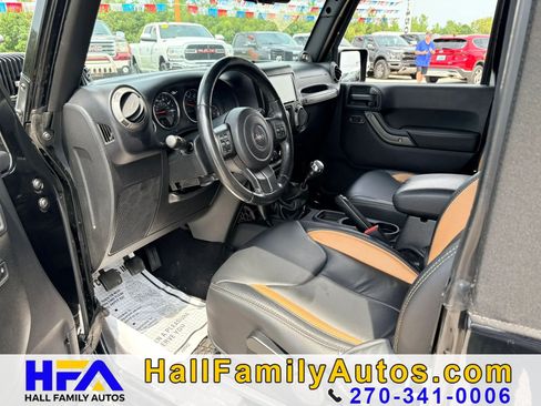 Used 2013 Jeep Wrangler Sport AWD/4WD image 9