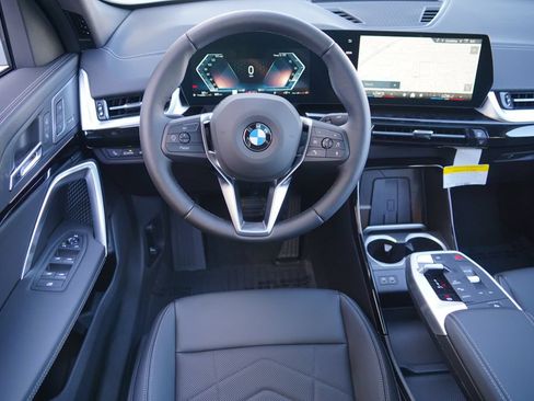 New 2027 BMW X2 xDrive28i AWD/4WD image 19