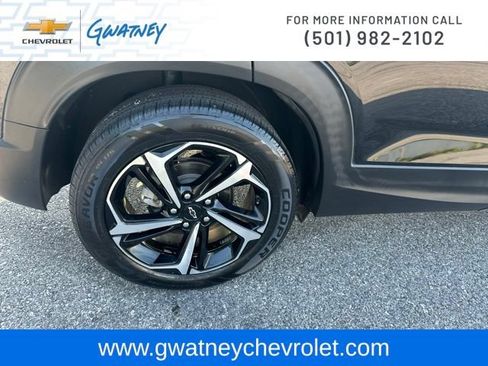 Used 2022 Chevrolet TrailBlazer RS w/ Sun and Liftgate Package FWD image 11
