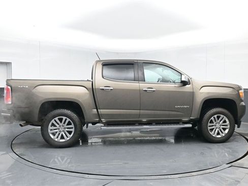 Used 2017 GMC Canyon SLT w/ Driver Alert Package image 10