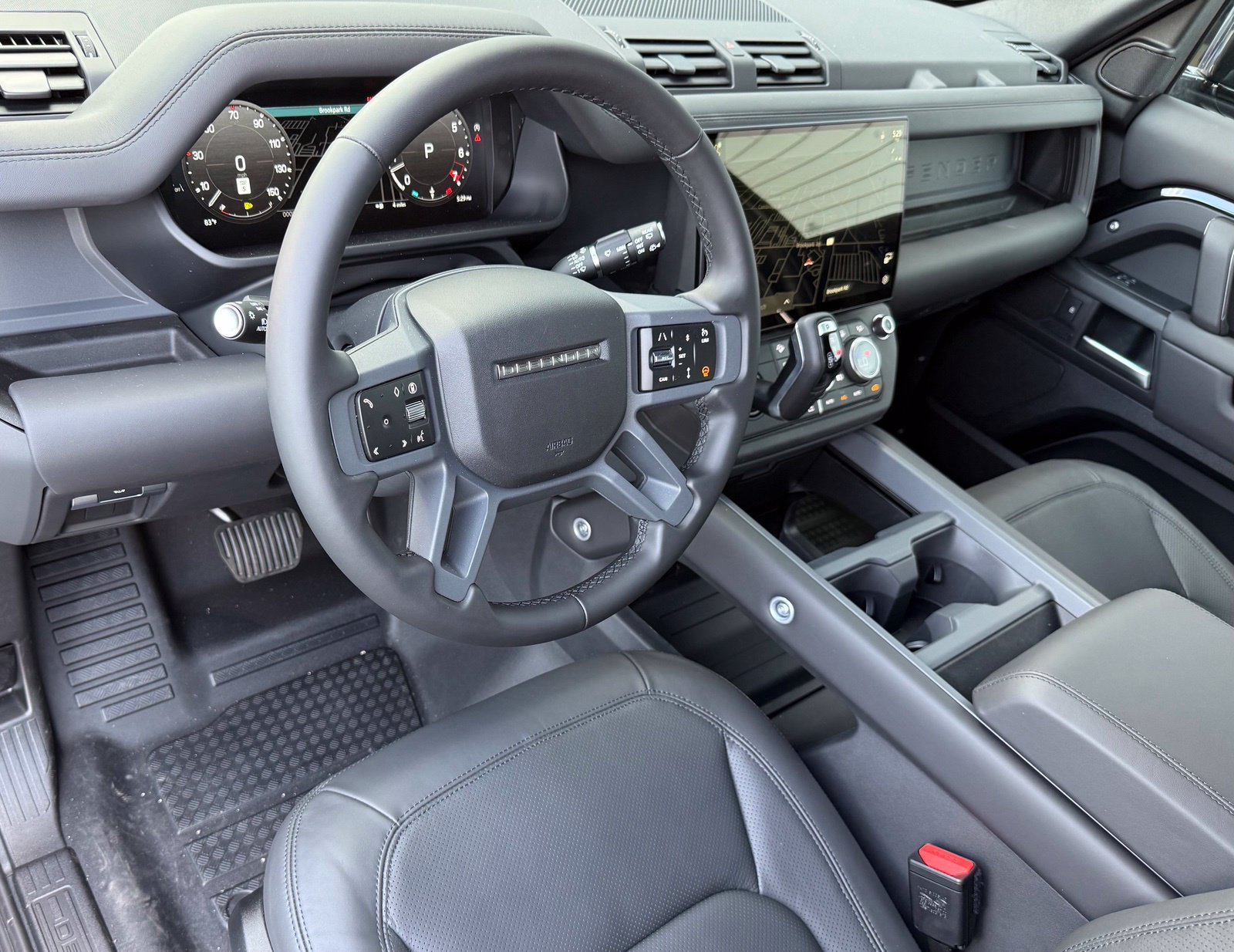 New 2026 Land Rover Defender 110 X-Dynamic SE AWD/4WD image 13