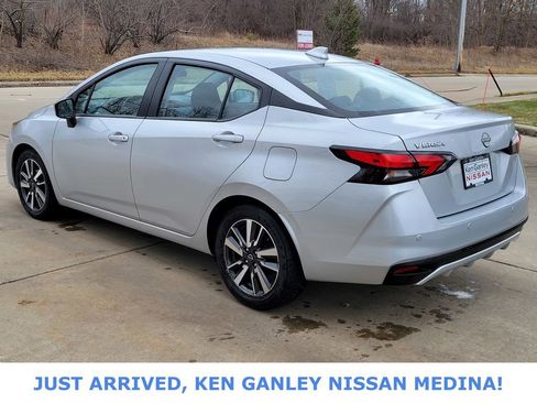 Certified 2025 Nissan Versa SV image 5