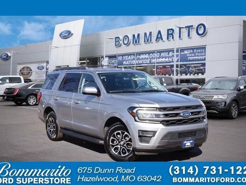 Used 2024 Ford Expedition XLT image 1