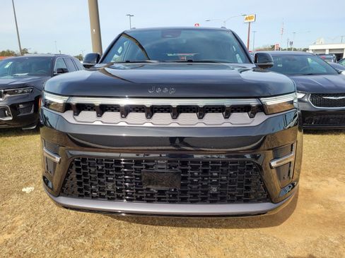 New 2026 Jeep Grand Wagoneer Limited image 13