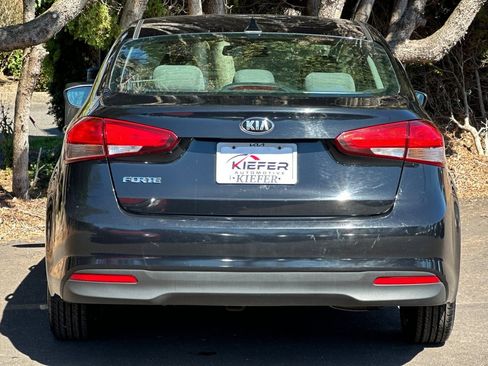 Used 2018 Kia Forte LX FWD image 5
