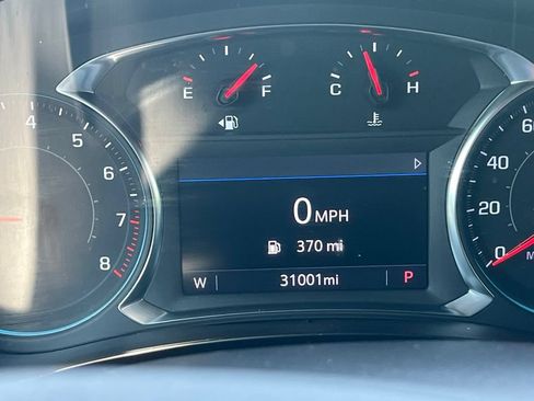 Used 2023 Chevrolet Traverse LT FWD image 27
