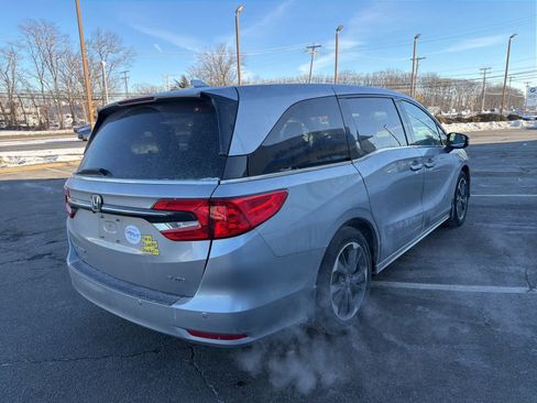 Certified 2023 Honda Odyssey Elite image 5