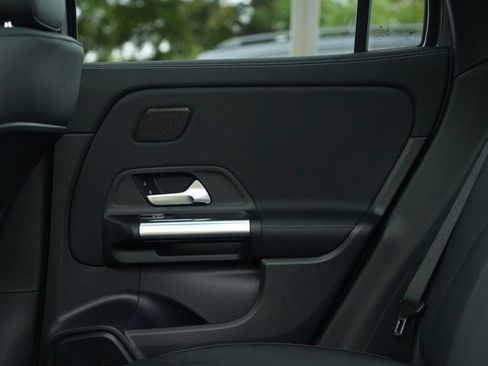 Used 2026 Mercedes-Benz GLA 250 4MATIC image 38