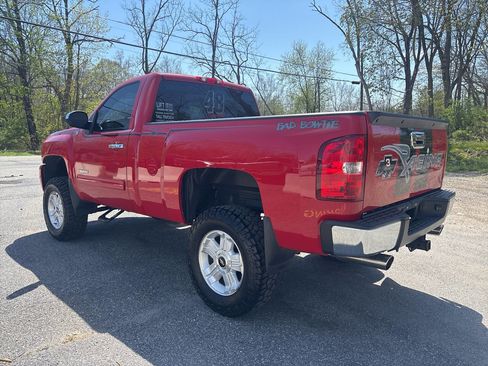 Used 2011 Chevrolet Silverado 1500 LT w/ Interior Plus Package AWD/4WD image 16