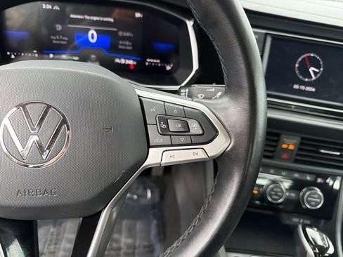 Used 2024 Volkswagen Jetta SE FWD image 20