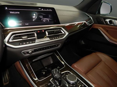 Used 2020 BMW X5 xDrive40i w/ M Sport Package AWD/4WD image 20