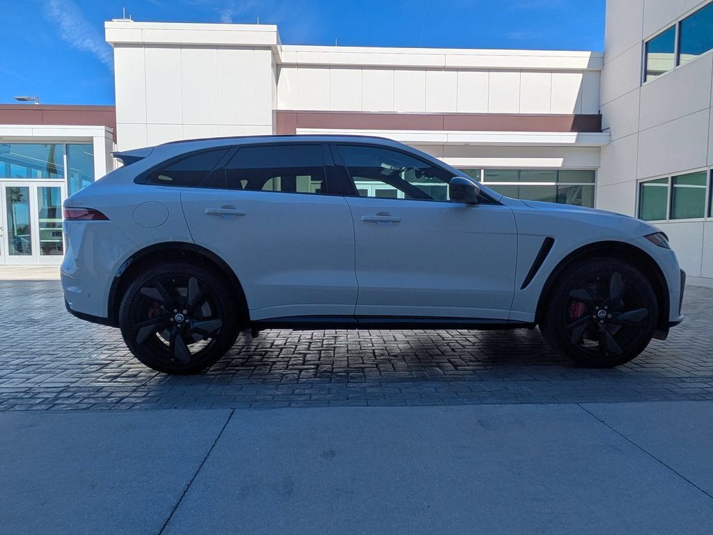 New 2026 Jaguar F-PACE SVR AWD/4WD image 3
