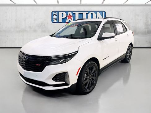 Used 2024 Chevrolet Equinox RS w/ RS Leather Package image 3