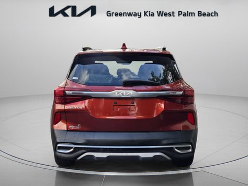 Used 2023 Kia Seltos S w/ Navigation Package FWD image 6