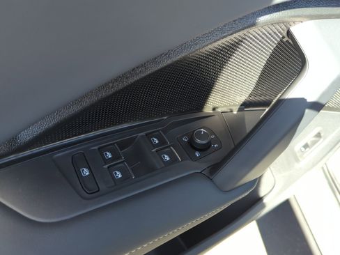 New 2026 Volkswagen Tiguan SEL R-Line image 13