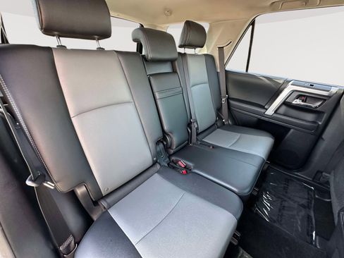 Used 2024 Toyota 4Runner SR5 Premium w/ Moonroof Package AWD/4WD image 30