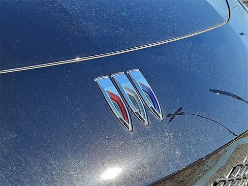 Used 2024 Buick Envista Avenir image 31