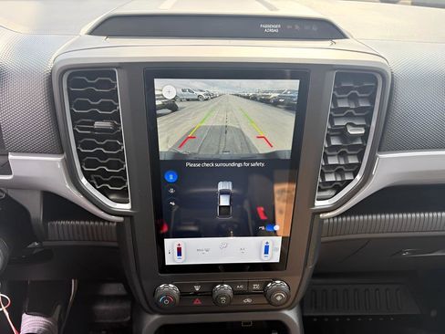 New 2025 Ford Ranger XL w/ Trailer Tow Package image 9