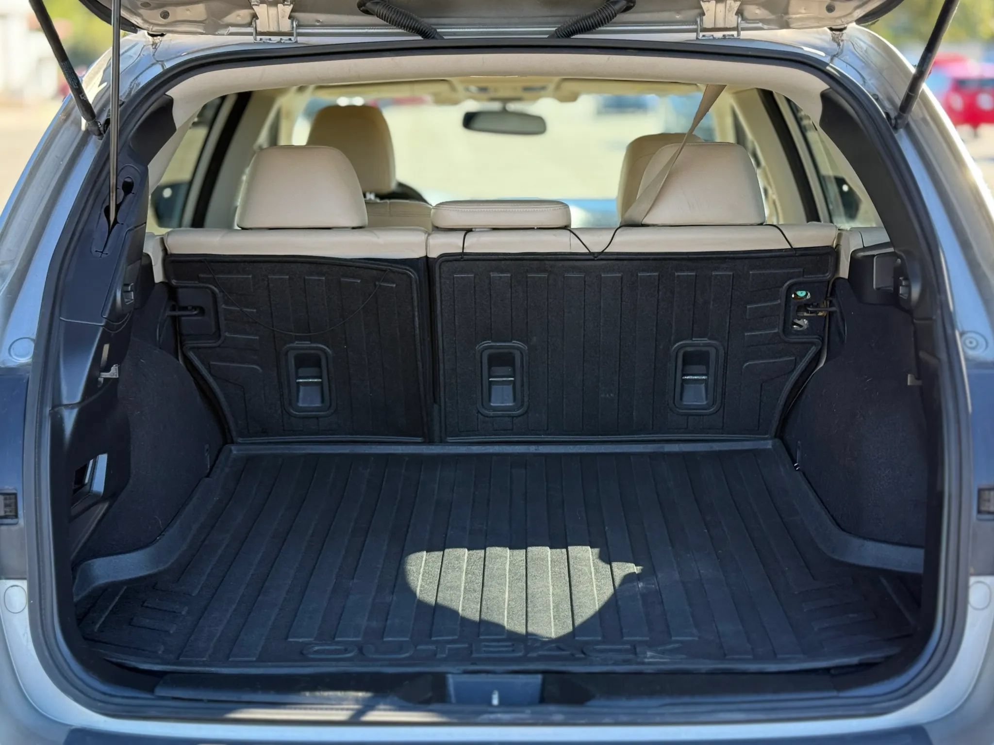 Used 2016 Subaru Outback 2.5i Limited AWD/4WD image 28