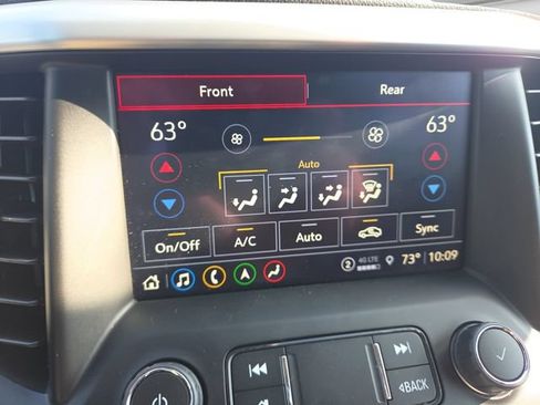 Used 2023 GMC Acadia SLT AWD/4WD image 24