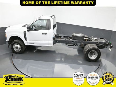 Used 2024 Ford F350 XLT image 44