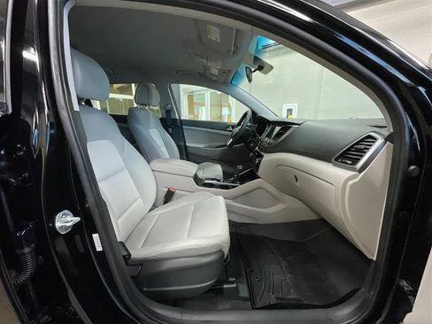Used 2018 Hyundai Tucson SEL w/ Cargo Package AWD/4WD image 27
