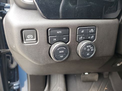 Used 2024 Chevrolet Silverado 1500 RST w/ Convenience Package II AWD/4WD image 28