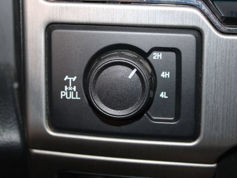 Used 2022 Ford F250 Platinum AWD/4WD image 44