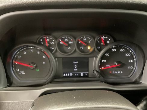 Used 2025 Chevrolet Silverado 2500 Custom w/ Custom Value Package image 15