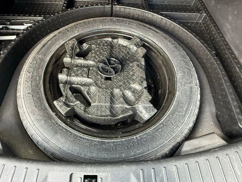 Used 2015 Ford Escape SE FWD image 17