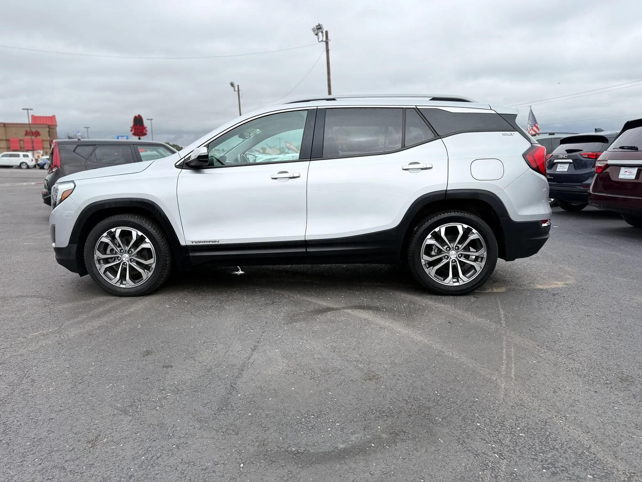 Used 2018 GMC Terrain SLT w/ Preferred Package FWD image 6