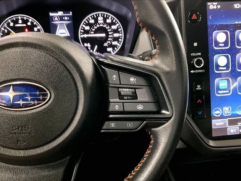 Used 2024 Subaru Crosstrek 2.5i Limited AWD/4WD image 25