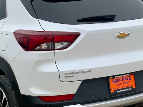 Certified 2024 Chevrolet TrailBlazer LT w/ Convenience Package image 13