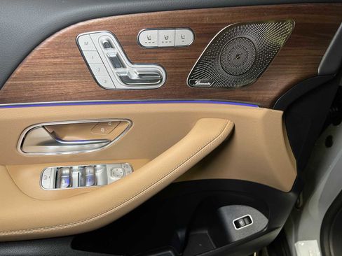 New 2026 Mercedes-Benz GLS 450 4MATIC image 29