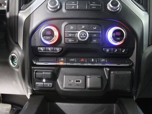 Used 2021 GMC Sierra 1500 SLT image 37