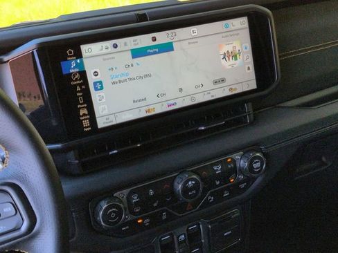 New 2025 Jeep Wrangler Unlimited Rubicon 392 image 35