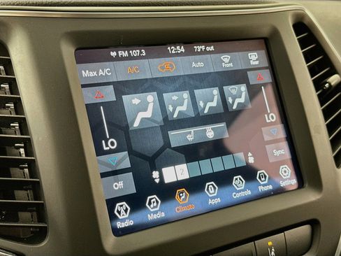 Used 2022 Jeep Cherokee Latitude Lux image 15