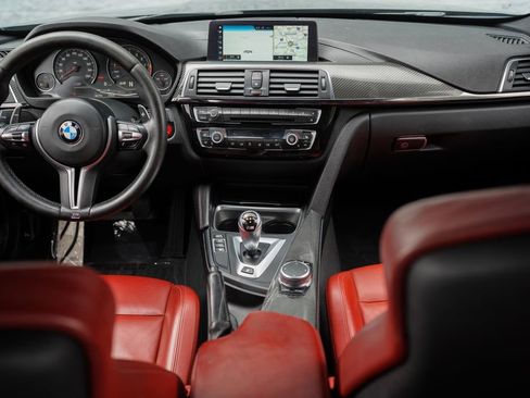 Used 2018 BMW M3 image 22