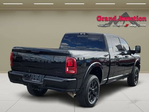 Used 2026 RAM 3500 Limited AWD/4WD image 4