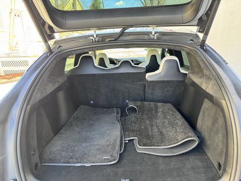 Used 2017 Tesla Model X 100D AWD/4WD image 11