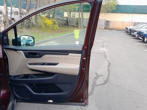 Used 2018 Honda Odyssey EX-L image 40