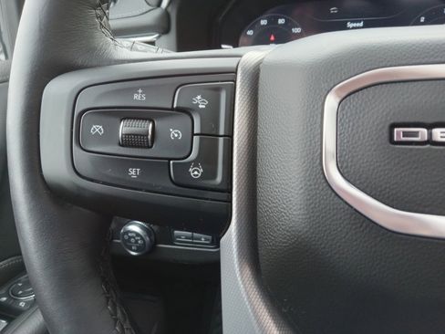 Used 2024 GMC Yukon Denali w/ Denali Reserve Package image 21