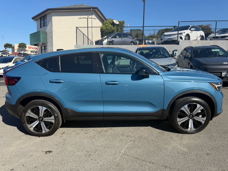 Used 2023 Volvo C40 P8 Recharge Plus AWD/4WD image 4