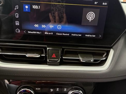 Used 2025 Chevrolet TrailBlazer LT w/ Convenience Package image 9