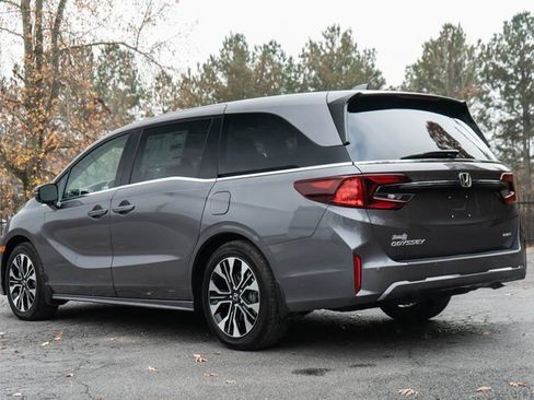New 2026 Honda Odyssey Elite image 6
