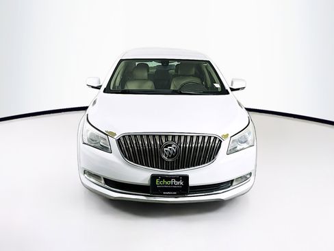 Used 2016 Buick LaCrosse Leather image 2
